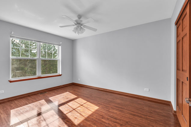 2820 Glacier Way Unit B Wauconda, IL Townhouse Sold - Photo 19 of 24. Opens carousel modal
