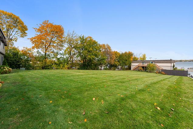 125 E Mill Street Unit 103 Wauconda, IL Condo Active - Photo 5 of 20. Opens carousel modal