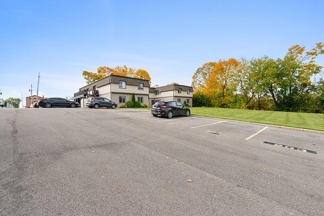 125 E Mill Street Unit 103 Wauconda, IL Condo Active - Photo 6 of 20. Opens carousel modal
