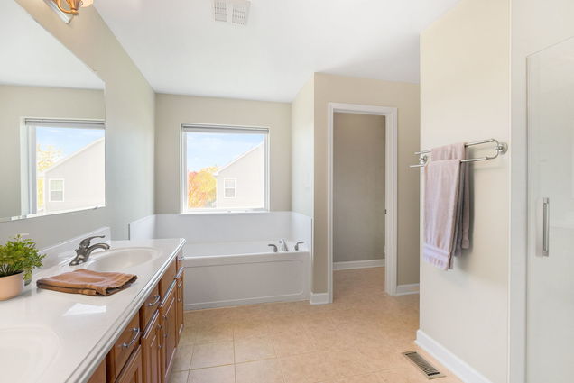 2511 Bluewater Drive Wauconda, IL House Sold - Photo 16 of 30. Opens carousel modal