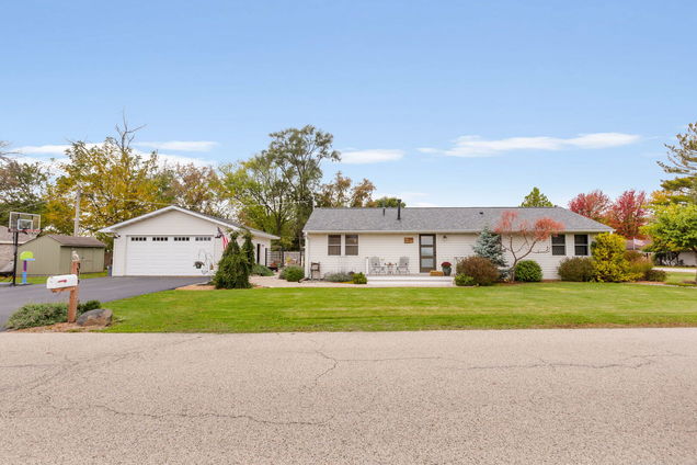 315 Grand Boulevard Wauconda, IL House Sold - Photo 1 of 20. Opens carousel modal