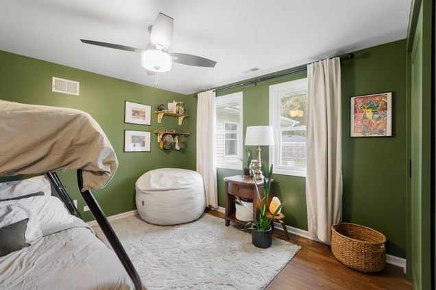 315 Grand Boulevard Wauconda, IL House Sold - Photo 14 of 20. Opens carousel modal