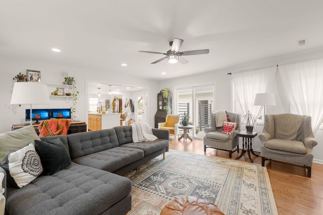 315 Grand Boulevard Wauconda, IL House Sold - Photo 5 of 20. Opens carousel modal