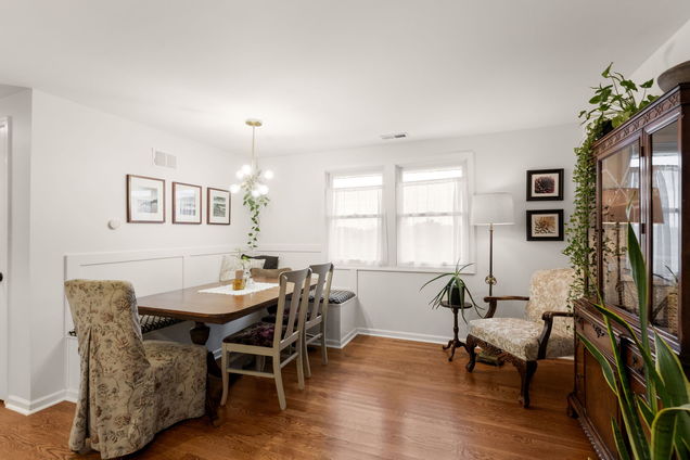 315 Grand Boulevard Wauconda, IL House Sold - Photo 9 of 20. Opens carousel modal