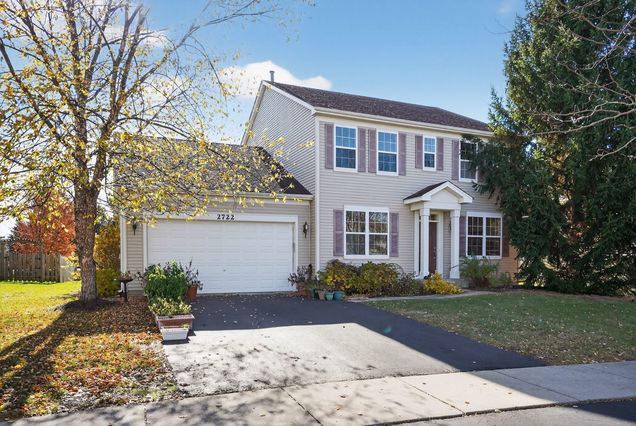 2722 Moraine Valley Road Wauconda, IL House Sold - Photo 2 of 42. Opens carousel modal