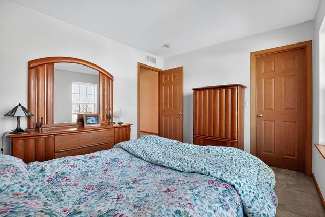 2722 Moraine Valley Road Wauconda, IL House Sold - Photo 34 of 42. Opens carousel modal