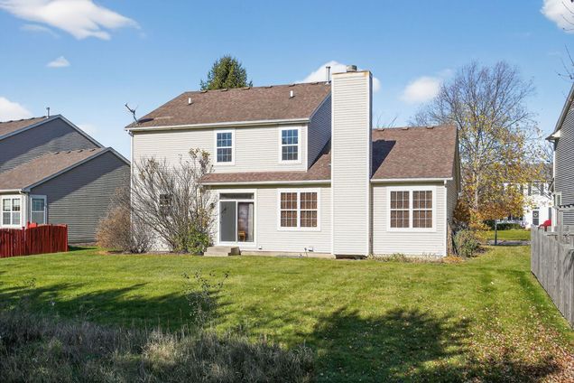 2722 Moraine Valley Road Wauconda, IL House Sold - Photo 38 of 42. Opens carousel modal