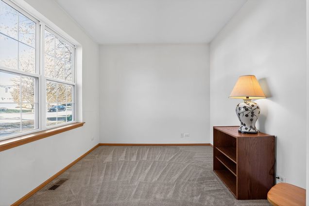 2722 Moraine Valley Road Wauconda, IL House Sold - Photo 4 of 42. Opens carousel modal