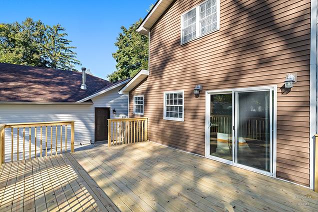25721 W Lakeview Avenue Wauconda, IL House Sold - Photo 19 of 54. Opens carousel modal