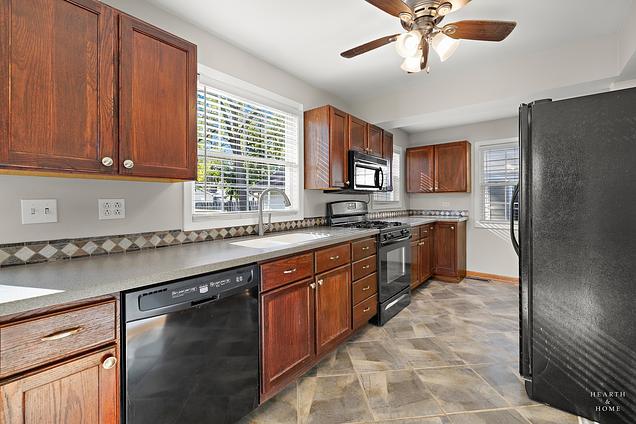 25721 W Lakeview Avenue Wauconda, IL House Sold - Photo 21 of 54. Opens carousel modal