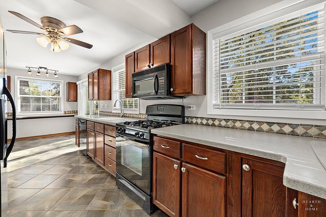 25721 W Lakeview Avenue Wauconda, IL House Sold - Photo 23 of 54. Opens carousel modal