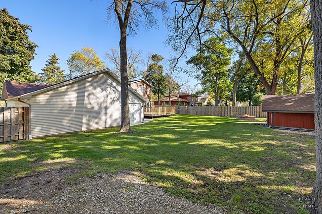 25721 W Lakeview Avenue Wauconda, IL House Sold - Photo 44 of 54. Opens carousel modal