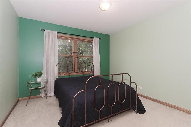 107 Hammond Avenue Wauconda, IL House Sold - Photo 17 of 31. Opens carousel modal