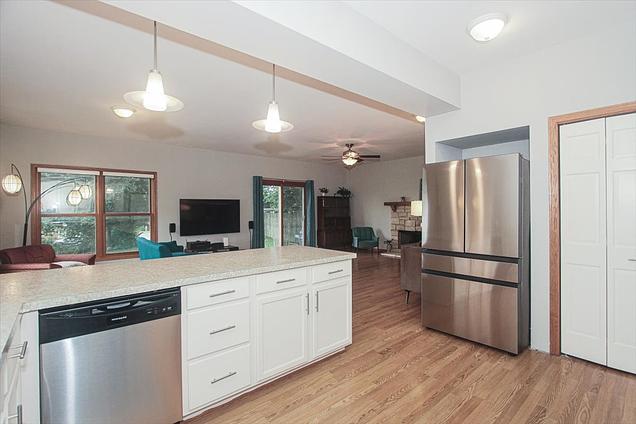 107 Hammond Avenue Wauconda, IL House Sold - Photo 10 of 31. Opens carousel modal
