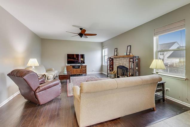 2409 Bluewater Drive Wauconda, IL House Contingent - Photo 15 of 40. Opens carousel modal