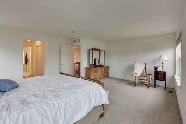 2409 Bluewater Drive Wauconda, IL House Contingent - Photo 23 of 40. Opens carousel modal