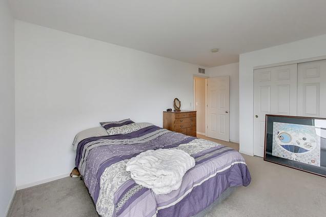 2409 Bluewater Drive Wauconda, IL House Contingent - Photo 27 of 40. Opens carousel modal