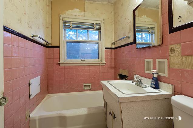 149 W Church Street Wauconda, IL House Sold - Photo 8 of 23. Opens carousel modal