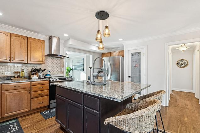 212 Lewis Avenue Wauconda, IL House Contingent - Photo 8 of 32. Opens carousel modal
