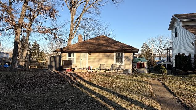 28048 N Hickory Lane Wauconda, IL House Active - Photo 15 of 20. Opens carousel modal