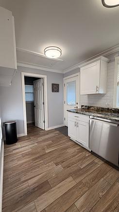 28048 N Hickory Lane Wauconda, IL House Active - Photo 4 of 20. Opens carousel modal