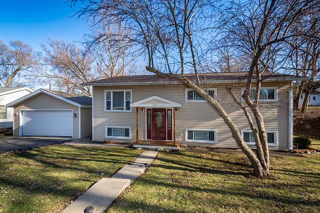 424 Woodland Avenue Wauconda, IL House Active - Photo 1 of 42. Opens carousel modal