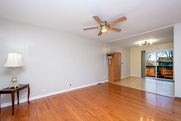 424 Woodland Avenue Wauconda, IL House Active - Photo 5 of 42. Opens carousel modal