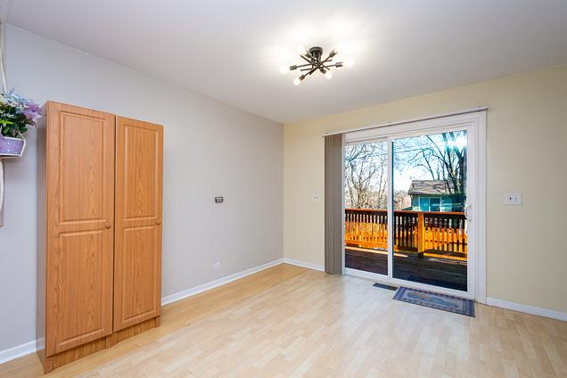 424 Woodland Avenue Wauconda, IL House Active - Photo 7 of 42. Opens carousel modal