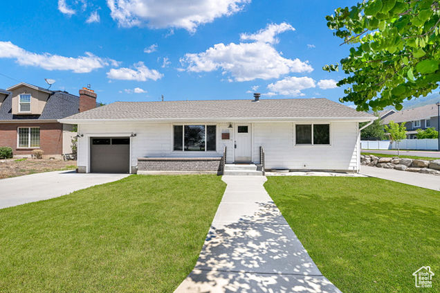 648 W Porter Ln