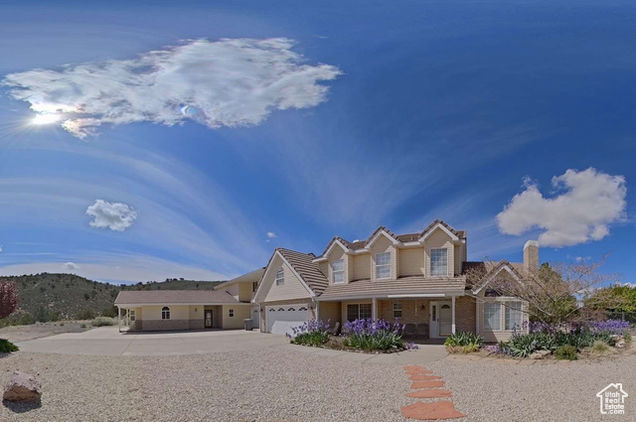 1215 W Emerald Dr