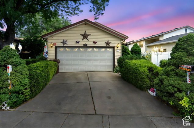4687 W Roundtable Rd