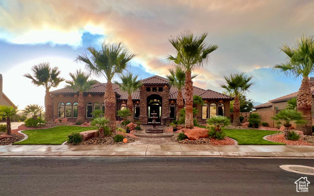 2238 S Redstone Rd