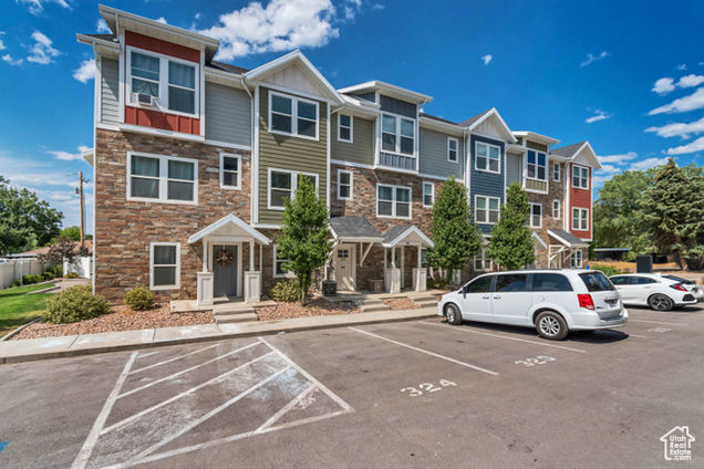43 N 300 W Santaquin, UT Townhouse Active - Photo 1 of 22. Opens carousel modal