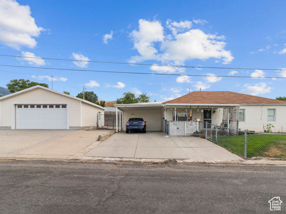 304 E 2nd South