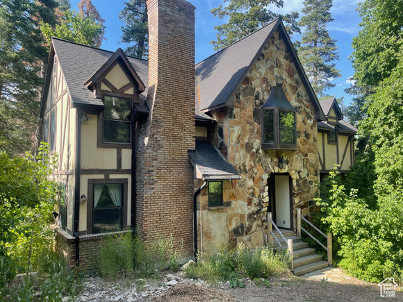 2760 E Brickerhaven Dr N Unit 27