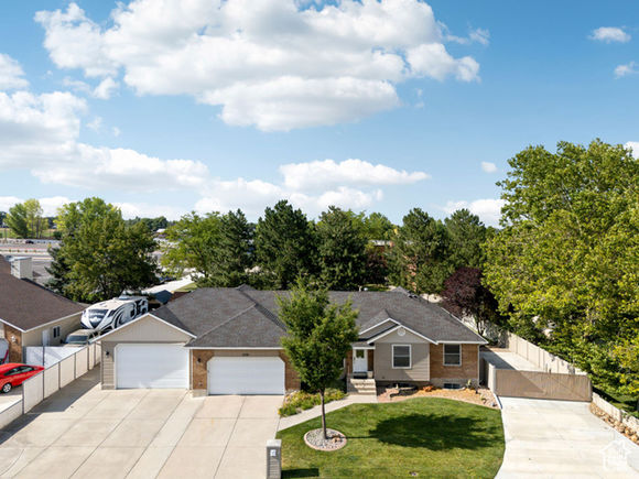 2598 W Cherry Grove Way South Jordan, UT House Active - Photo 1 of 58. Opens carousel modal