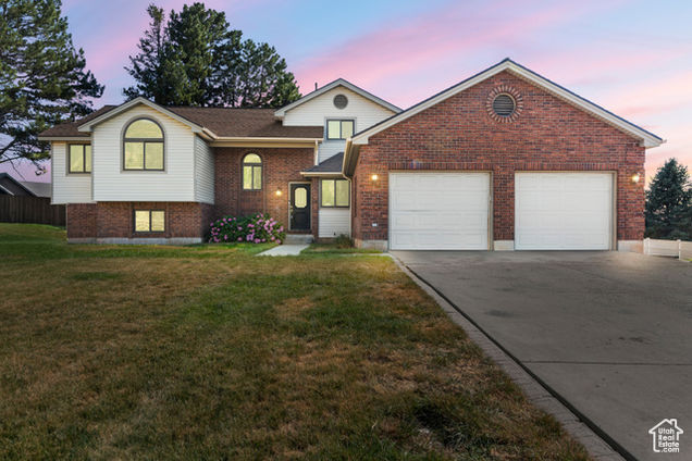 1505 Navajo Dr