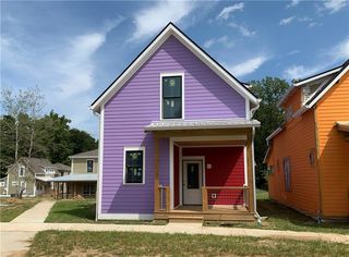 1328 E Short Street
