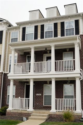 7163 Caversham Place