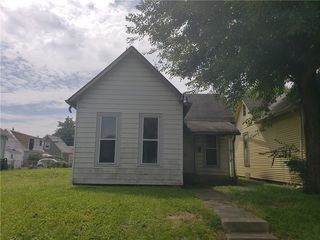 305 Parkway Avenue