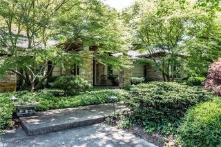 5051 Buttonwood Crescent