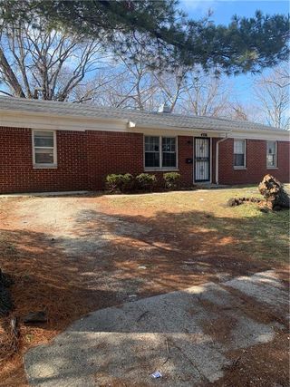 4338 Kenmore Road