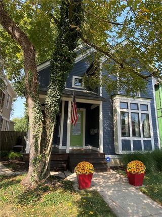 2122 N Delaware Street