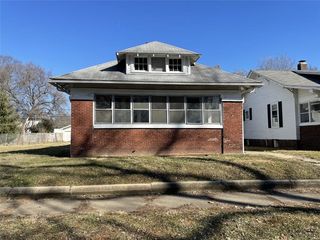 2016 2nd Avenue
