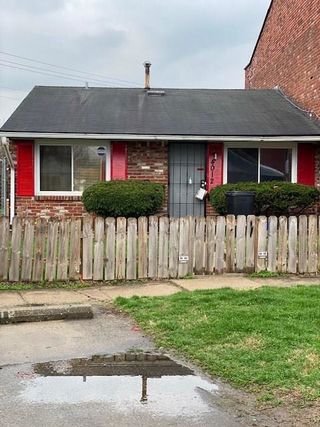 4012 N Brentwood Drive