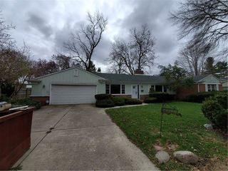 3511 Oakwood Drive