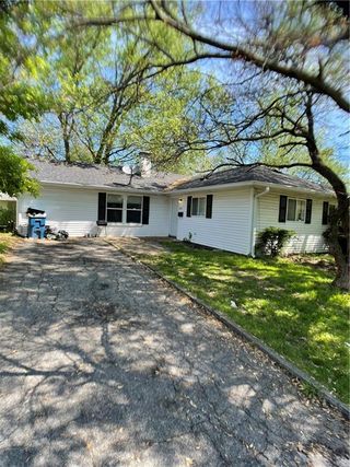 8110 E 36th Place