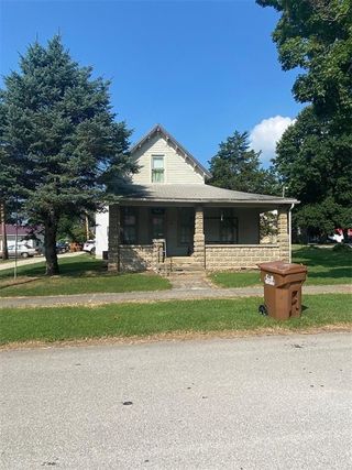 106 N Thompson Street