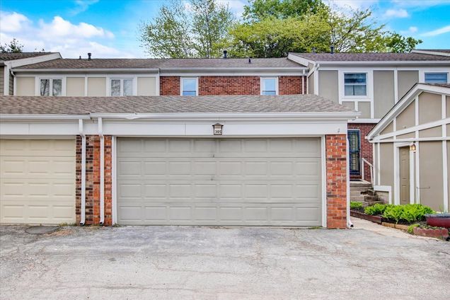 305 Heather Drive Carmel, IN Condo Sold - Photo 1 of 21. Opens carousel modal