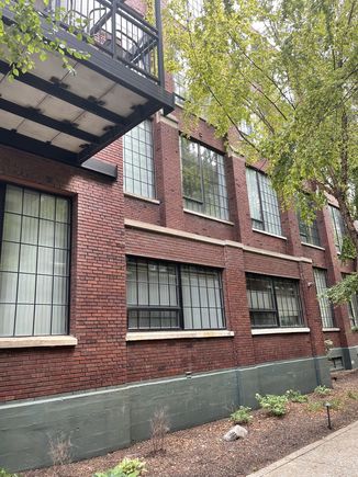 624 E Walnut Street Unit APT 110 Indianapolis, IN Condo Sold - Photo 1 of 35. Opens carousel modal